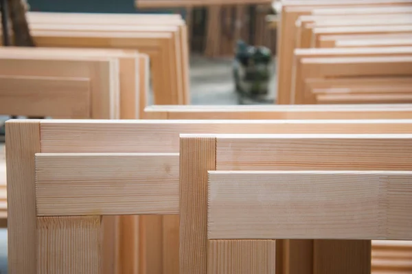 Fabricación de puertas de madera, ventanas, muebles — Foto de Stock