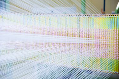 Endüstriyel kumaş üretim hattı