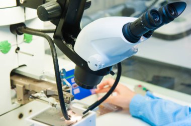 İç modern araştırma laboratuvarı