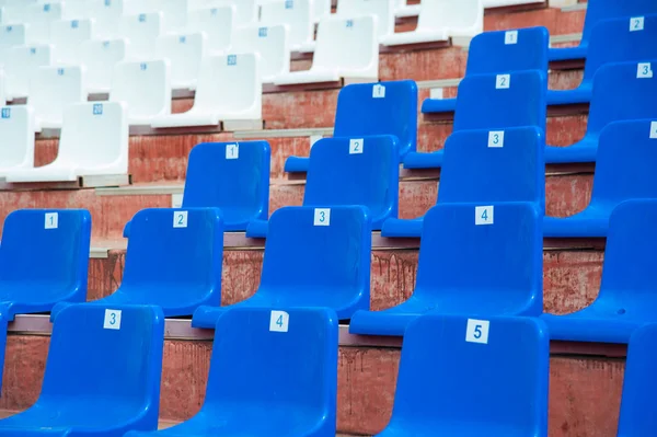 Pustych miejsc niebieski w stadion — Zdjęcie stockowe