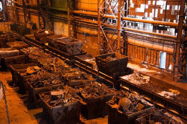 Eski terk edilmiş Metalurji tesisi