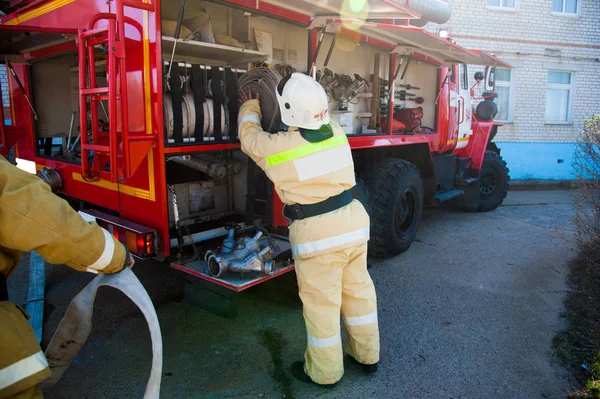 Firefighter in action — Stock Photo, Image