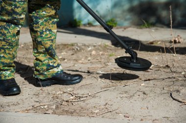 Suç mahallinde bir suçlunun işi..