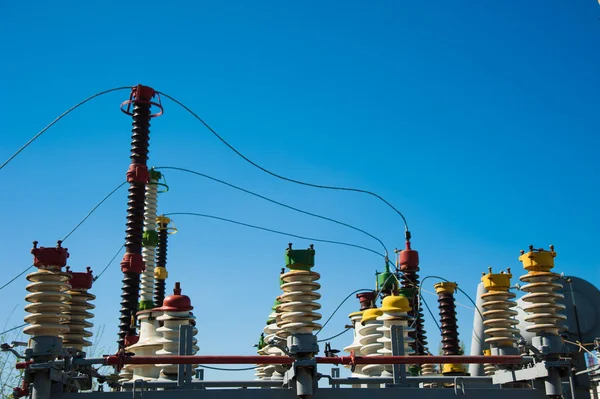 Estación de transformadores eléctricos — Foto de Stock