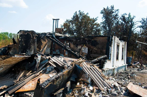 Ruïnes Van Huis Grote Ramp Brand — Stockfoto