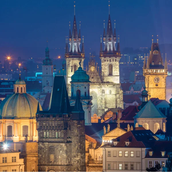 Fantastique Vue Aérienne Des Monuments Nocturnes Prague Toits Châteaux Églises — Photo