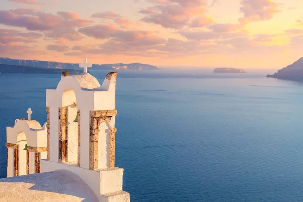 Jemný Večer Romantický Západ Slunce Oblíbeném Letovisku Santorini Arch Bell — Stock fotografie