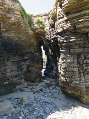 mavi deniz ufuk taş manzara ile