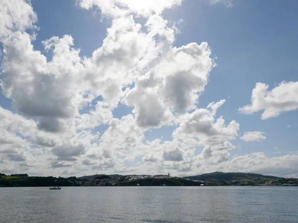 Vista Ambos Lados Orilla Del Río — Foto de Stock