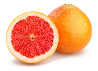 yarıya ve beyaz arka plan üzerinde tüm greyfurt izole