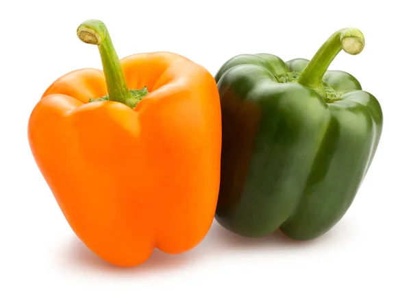 Orange Und Grüne Paprika Isoliert Auf Weißem Hintergrund — Stockfoto