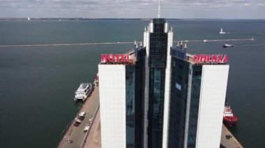 Odessa Ukrayna yolcu terminali römorkörü