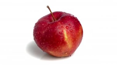 kırmızı elmalar beyaz arkaplanda izole edilmiş