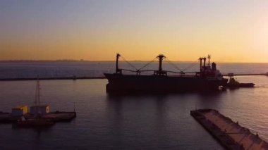 Odessa Ukrayna gemisi şafakta limana varacak.