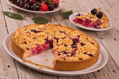 Beyaz yemek tarihinde kirazlı turta. 