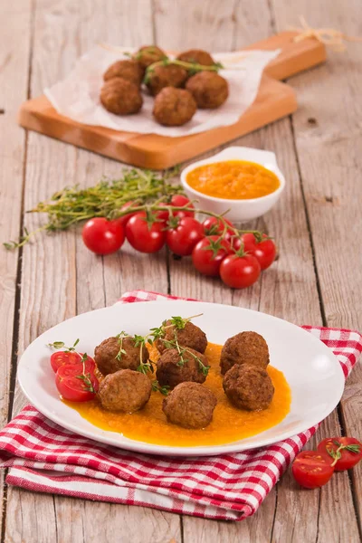 Polpette Con Zuppa Carote — Foto Stock