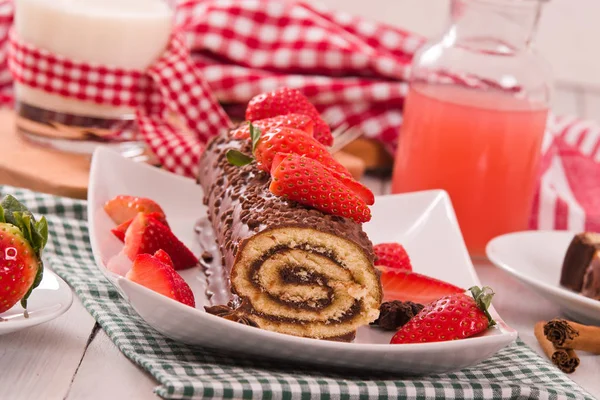 Chocolate Roll Strawberries — Stock Photo, Image