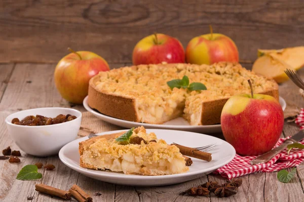 Crumble Apple Cake Jam White Dish — Stock Photo, Image