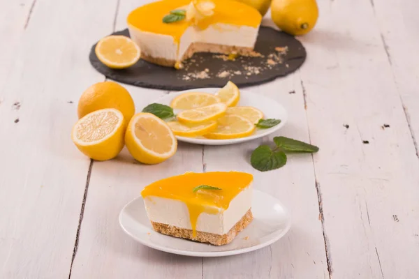 Lemon Cheesecake Mint Black Dish — Stock Photo, Image