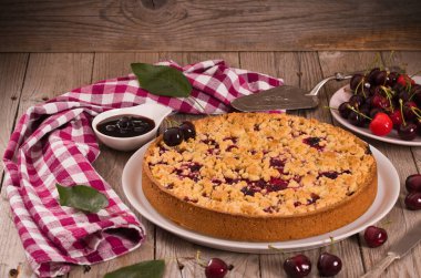 Beyaz yemek tarihinde kirazlı turta.