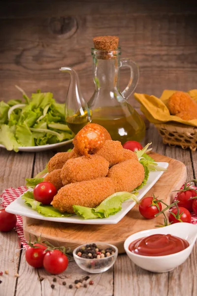 Suppli Italienisch Gebratene Reisbällchen — Stockfoto