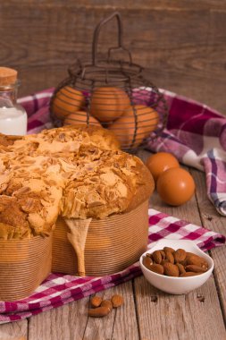 Paskalya Güvercin Ekmeği (Colomba Pasquale)