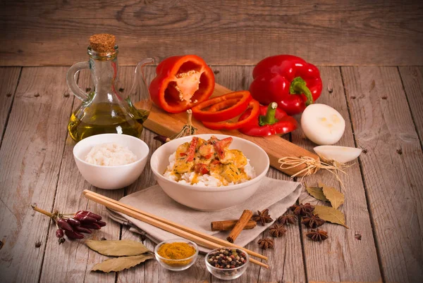 Red Thai Curry Wooden Table — Stock Photo, Image