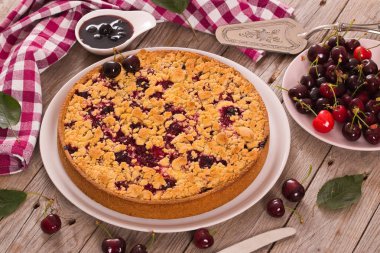 Beyaz yemek tarihinde kirazlı turta.