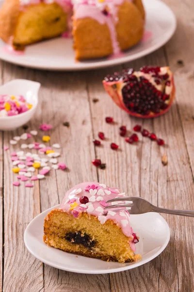 Pastel Con Glaseado Rosa —  Fotos de Stock