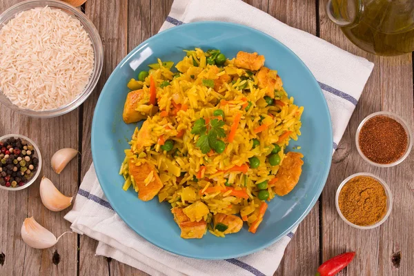 Nasi Goreng Träbord — Stockfoto