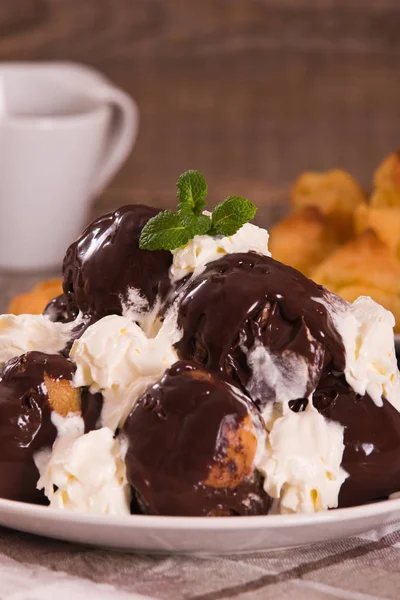 Chocolate Profiteroles White Dish — Stock Photo, Image