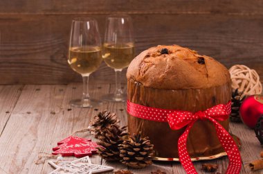 Panettone Noel kek üzümlü.