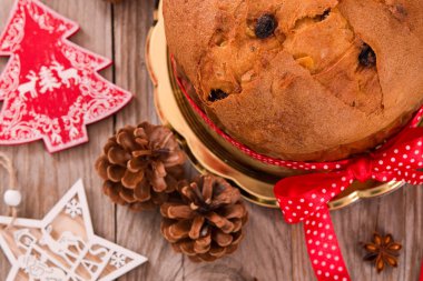Panettone Noel kek üzümlü.