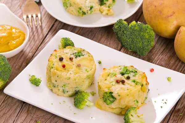 Potato Gratins Broccoli Florets — Stock Photo, Image