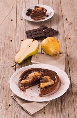 Armut ve çikolata tart.