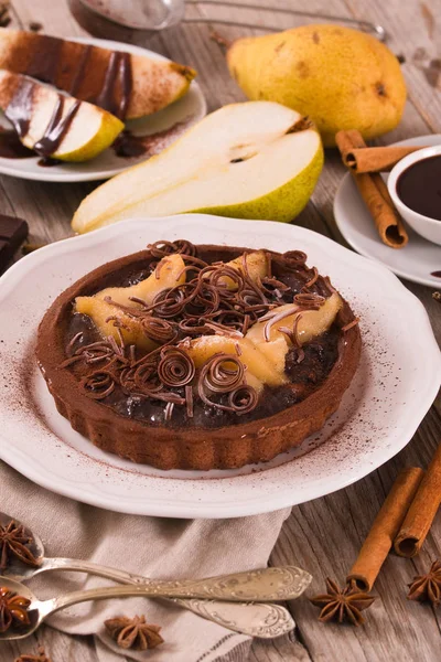 Armut ve çikolata tart.