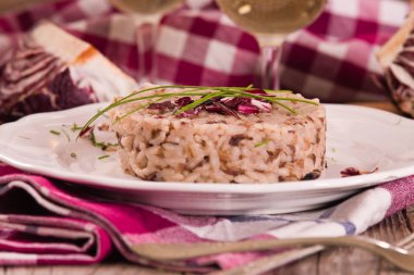 Kırmızı Turpla risotto.