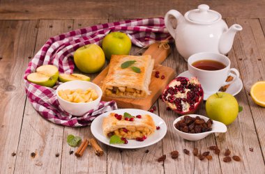 Apple strudel narlı.