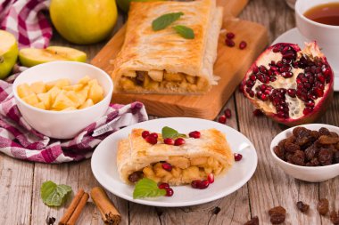 Apple strudel narlı.