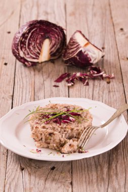 Kırmızı Turpla risotto.