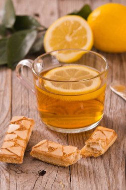 Beyaz yemek puf böreği çerezleri.