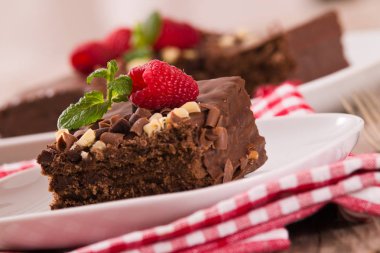 Çikolatalı kek ahududu.