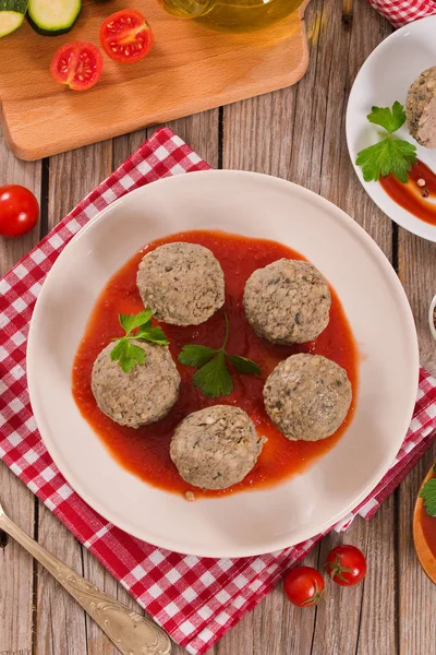 Albóndigas Con Salsa Tomate —  Fotos de Stock