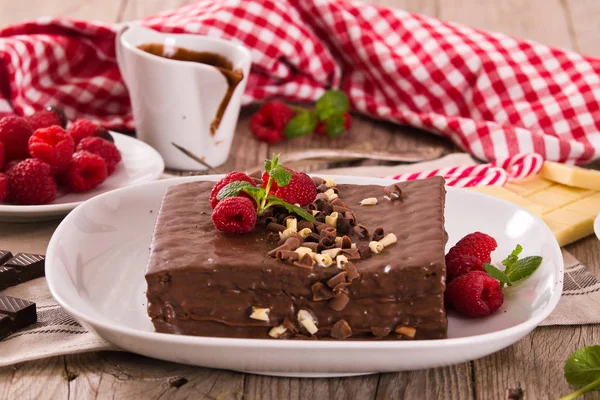 Chocolate Cake Raspberries White Dish — Stock Photo, Image