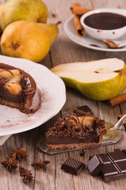 Armut ve çikolata tart.