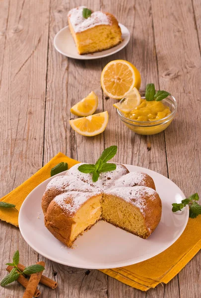 Cake Lemon Cream Filling — Stock Photo, Image