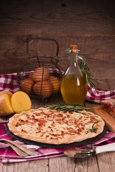 Cheese Bacon Tart — Stock Photo, Image