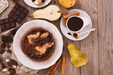 Armut ve çikolata tart.