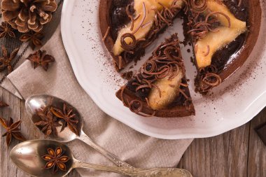 Armut ve çikolata tart.