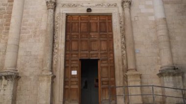 St. Domenico Kilisesi. Monopoli. Puglia. İtalya.